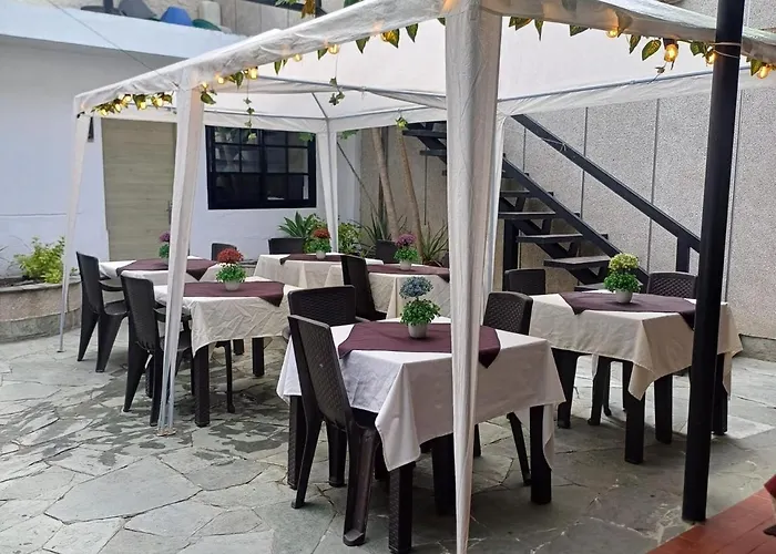 Hotel Poma Rosa