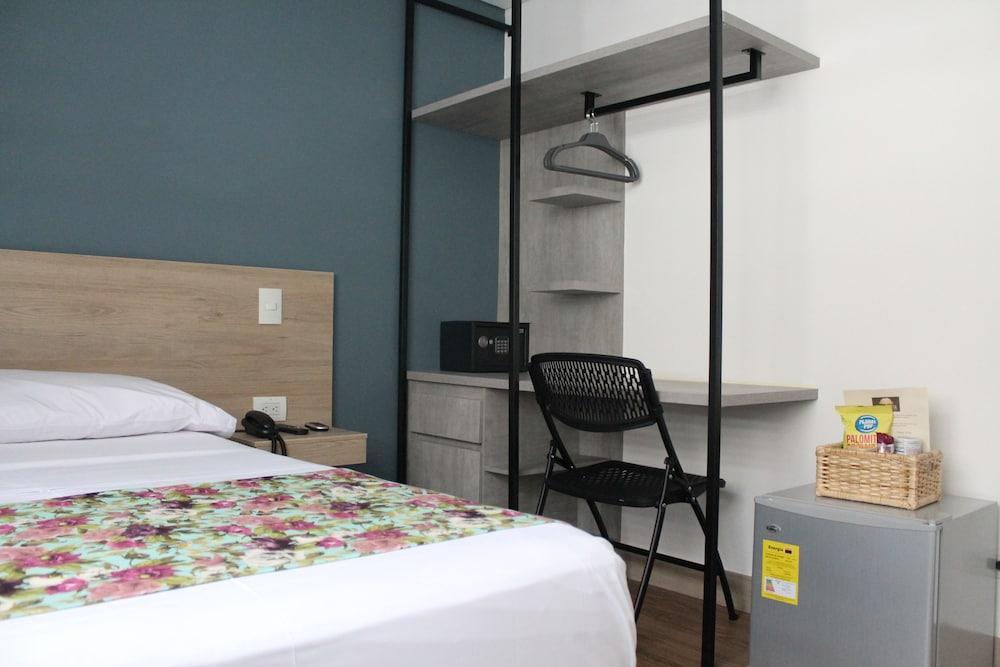 Poma Rosa Hotel